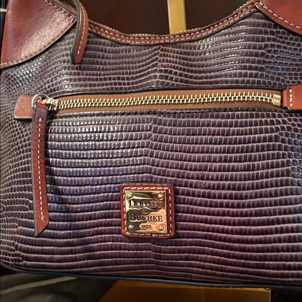 Dooney & Bourke Black and Brown Lizard embossed hobo Bag - Picture 2 of 12